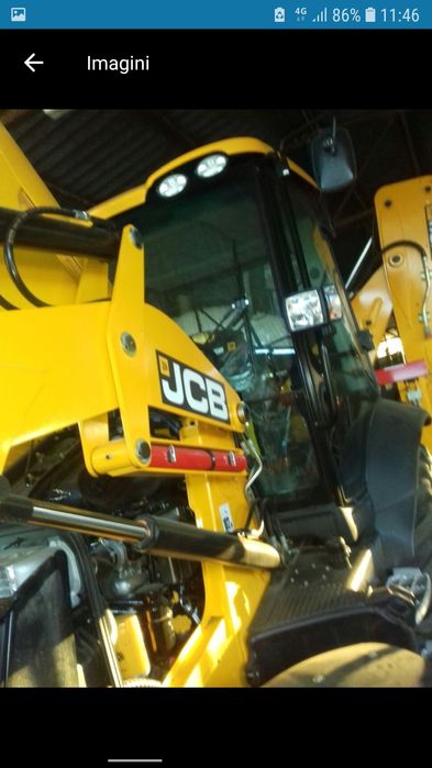 Inchiriere Buldoexcavator caterpillar cu picon si autobasculante 8x4