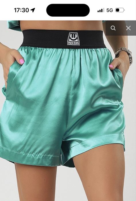 Къси панталони PAUSE