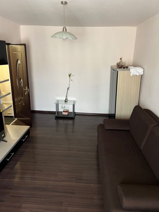De închiriat garsonieră zona veterani