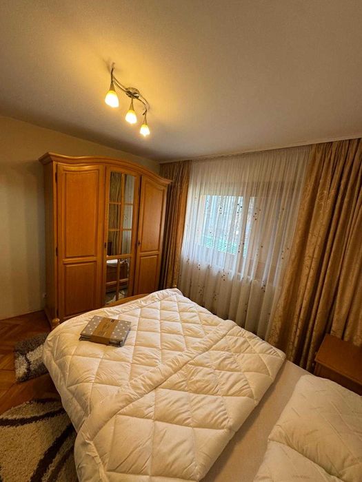 Inchiriez apartament 2 camere decomandat +garaj,  str.Slatinei , zona