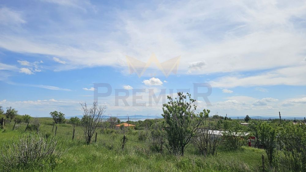 Продава се Парцел в Бургас, Банево - 700 кв.м за 23 €/кв.м - Снимка #1