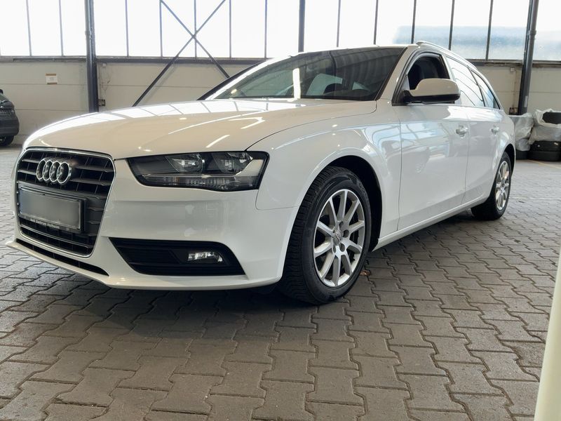 Audi A4 2.0 TDI ultra Attraction 2015