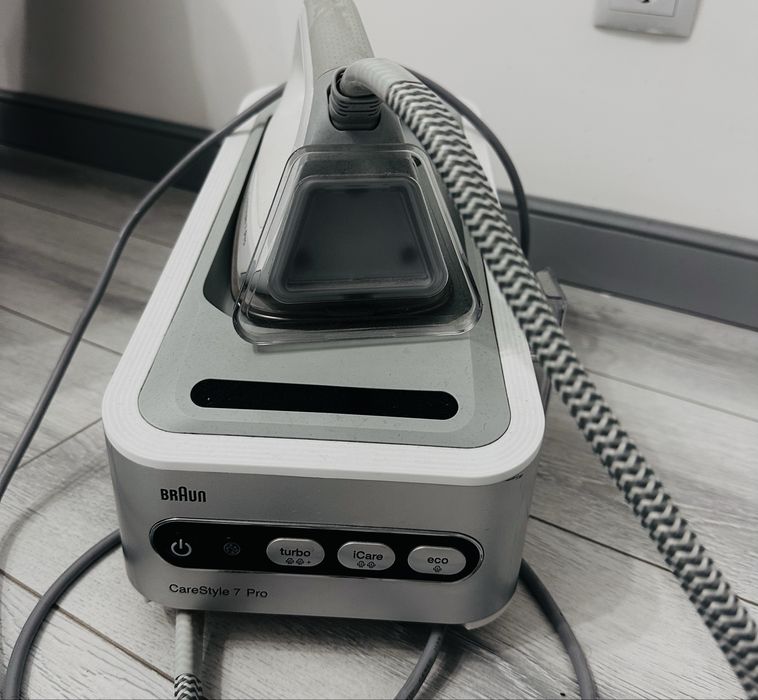 Braun CareStyle 7 Pro — парогенератор с утюгом