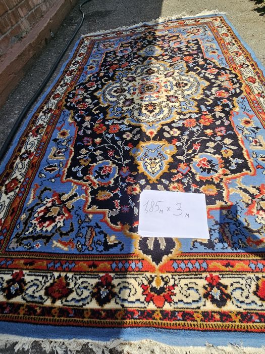 Продамётся ковёр настенный/напольный
