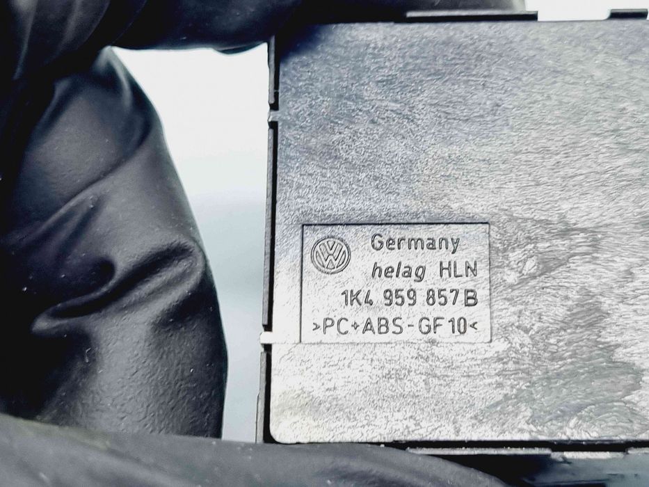 Butoane comanda geamuri sofer Volkswagen Passat B6 Variant (3C5) [Fab