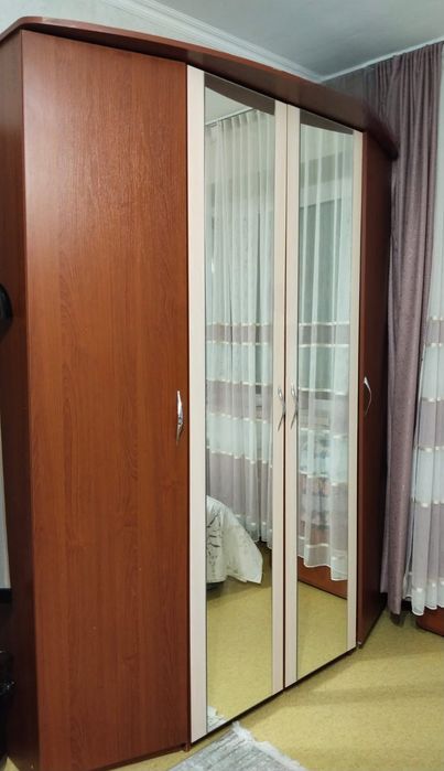 Продается  шифонер