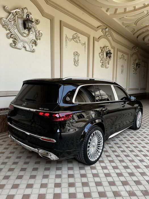 Mersedec Benz GLS600 Maybach