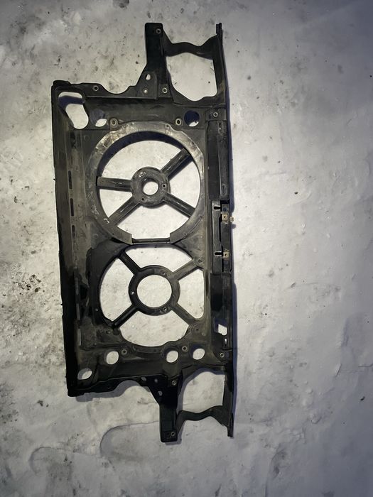 Телевизор фольцваген гольф3 вента