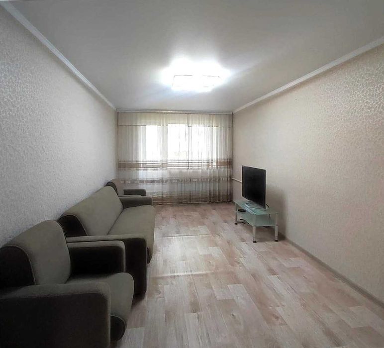 Продам 4х ком кв. 3эт, площь80кв.м. Школьная