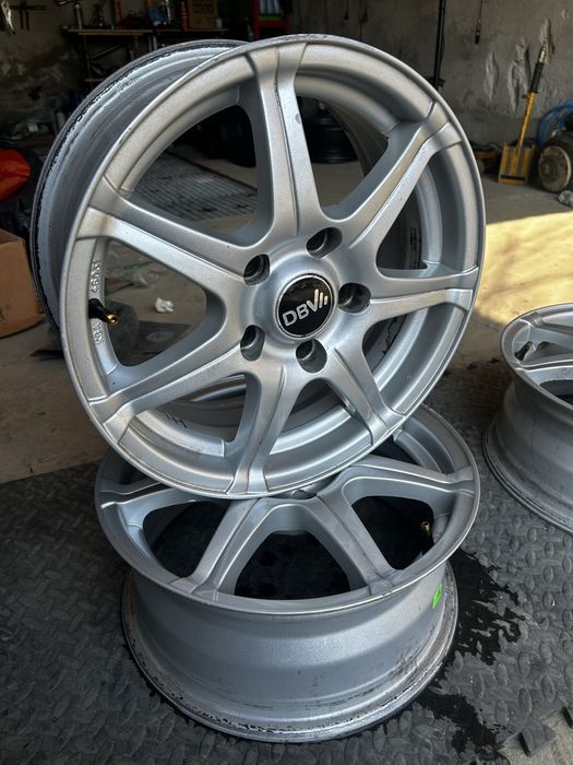 Jante aliaj R15 5x114,3