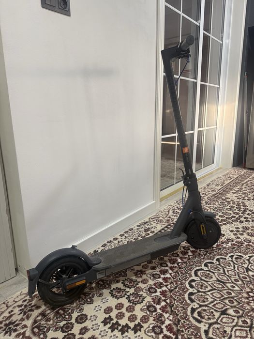 Електросамокат для быстррого передвижения