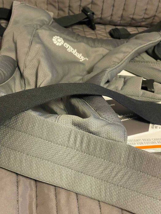 Marsupiu ergonomic Embrace Soft Air Mesh, Wasted Black, Ergobaby