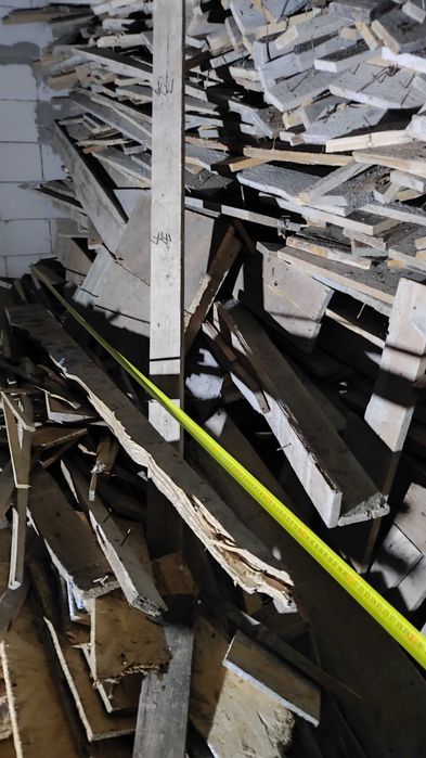 Lemne de foc din constructii