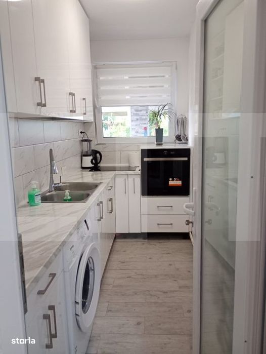 Casa cu 6 camere, 205 mp, teren 502 mp, Chichis