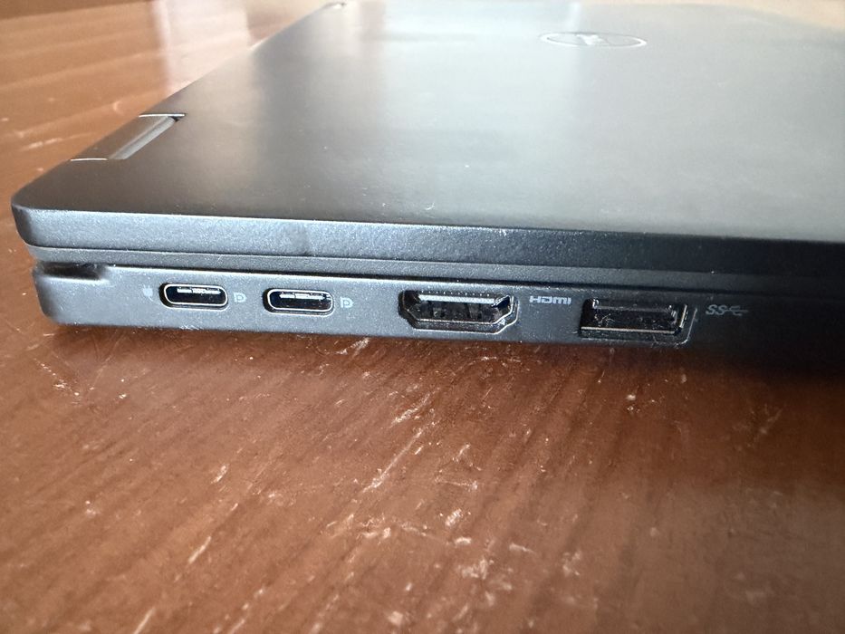 Laptop Dell Lattitude 5289 Intel i5 7300U ;  8 Gb ram   ;ecran touch screen