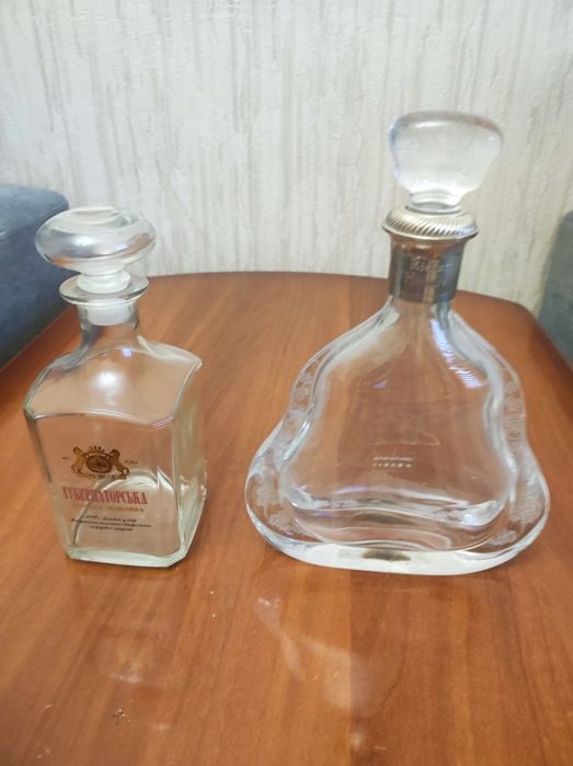 Бутылки для коллекции