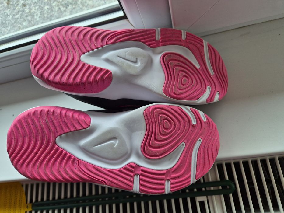 Pantofi fitness Dama NIKE Legend Essential 3