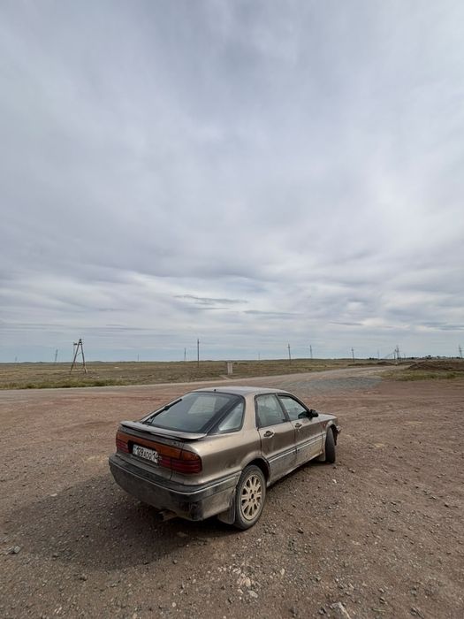 Продам Mitsubishi gallant E33