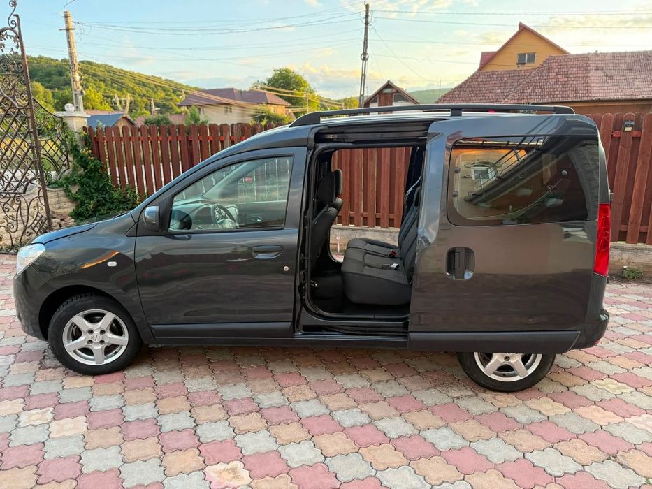 Vând Dacia Dokker 2014