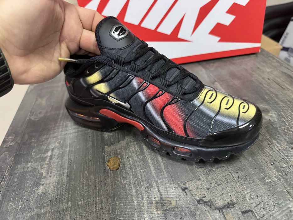 Nike air max limited edition