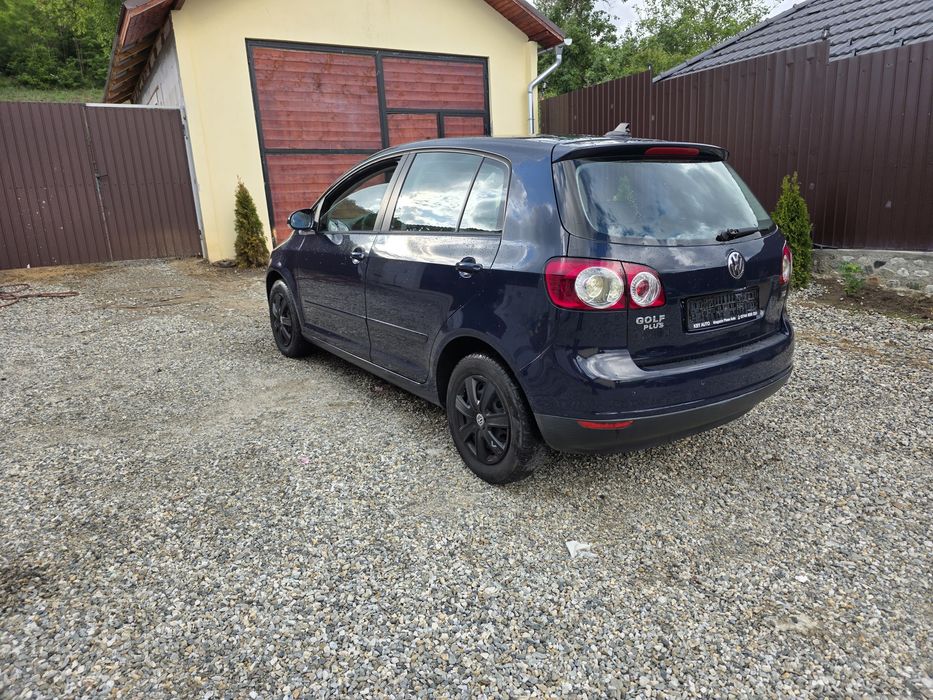 De vanzare vw golf 5 plus
