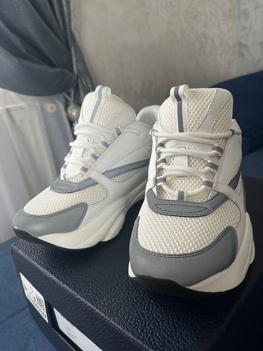 Dior B22 40 White
