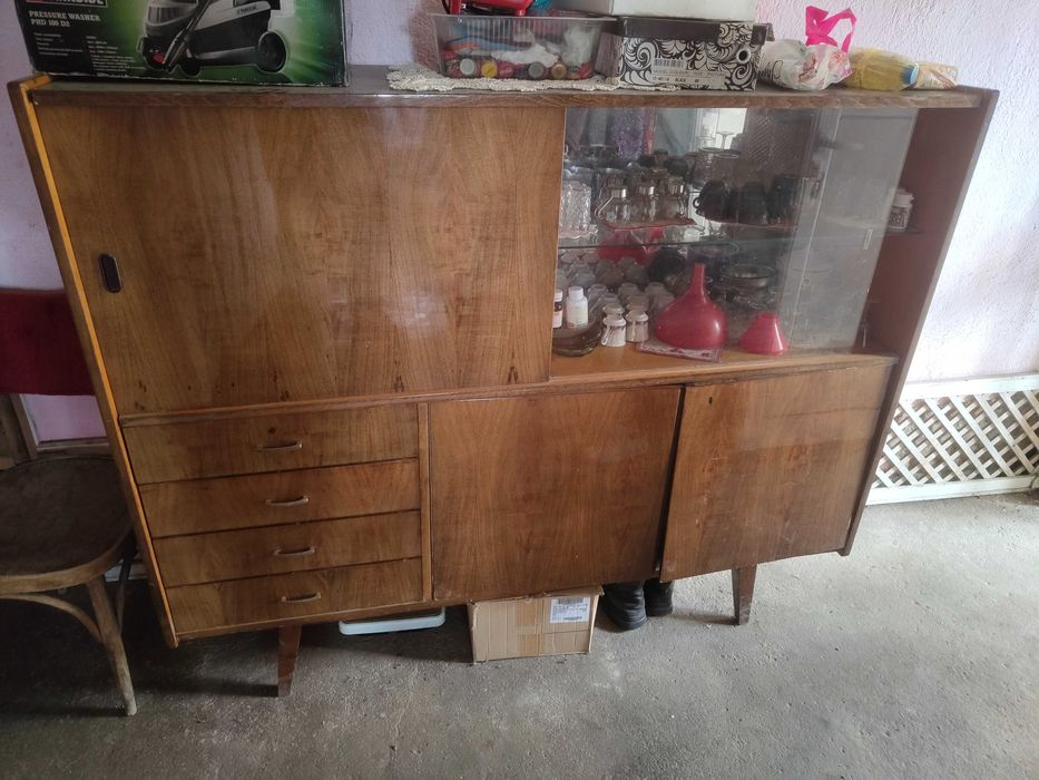 Салонен ретро бюфет Секция, скрин, шкаф