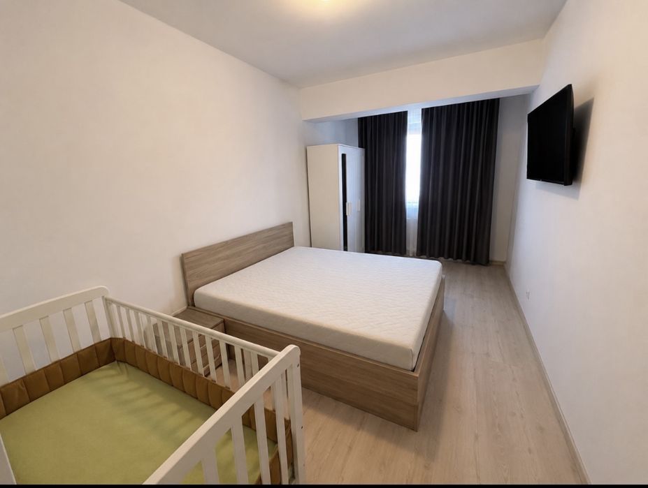 Apartament de vanzare vis a vis de parcul Izbiceni