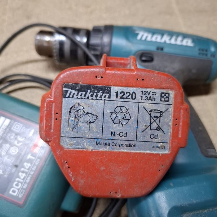Шуруповерты Makita, Dewalt.