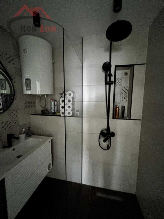 Тристаен с ГАРАЖ в цената