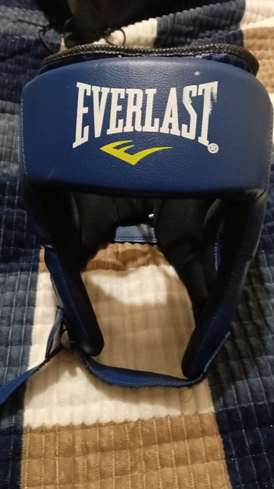 Продам боксерский шлем