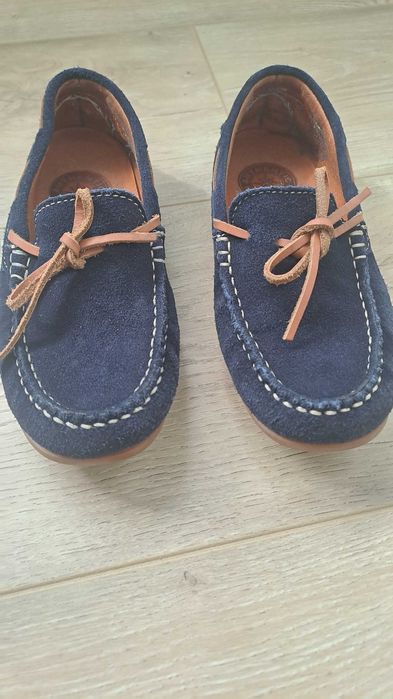 Обувки от велур / мокасини 32 номер