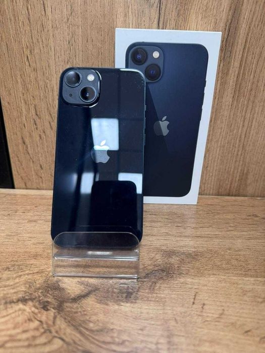 Телефон Apple iPhone 13 4/128 Gb