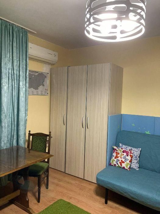 Дава се под наем Едностаен апартамент в Варна, Левски - 35 кв.м за 250 € - Снимка #2