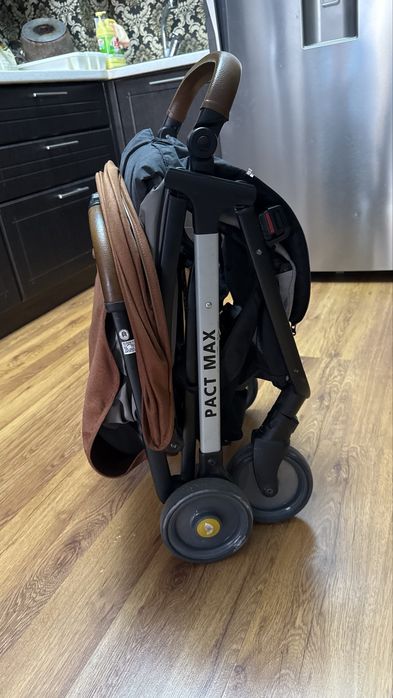 Коляска Joie Pact Max