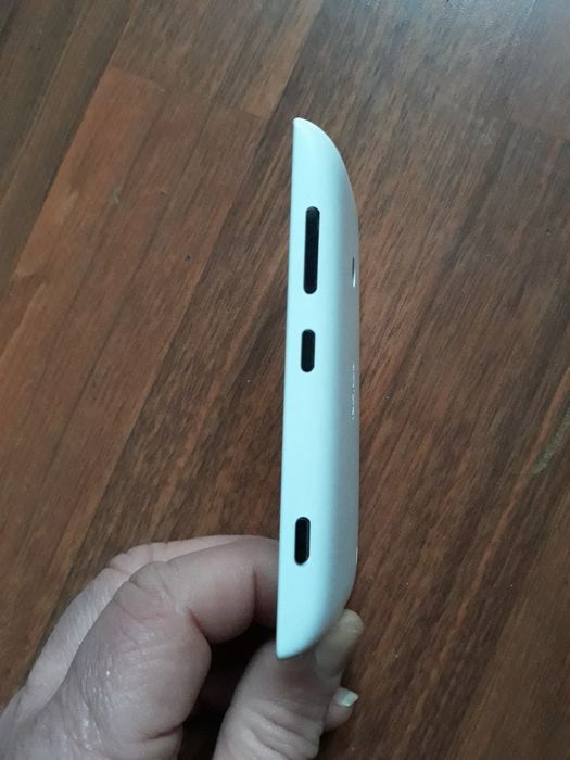 Vând capac original pentru telefon Nokia Lumia 520