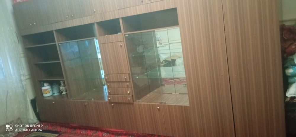 Продаю стенку в отличном состоянии.