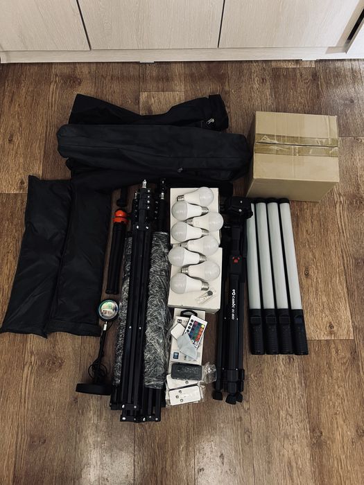 Готовый набор для съемки: Софт-боксы(свет), RGB-палки, штативы, суфлер