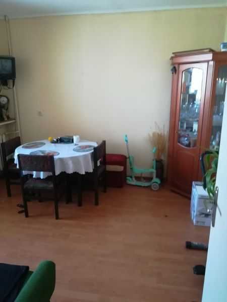 Дава се под наем Двустаен апартамент в Бургас, Славейков - 66 кв.м за 175 € - Снимка #4