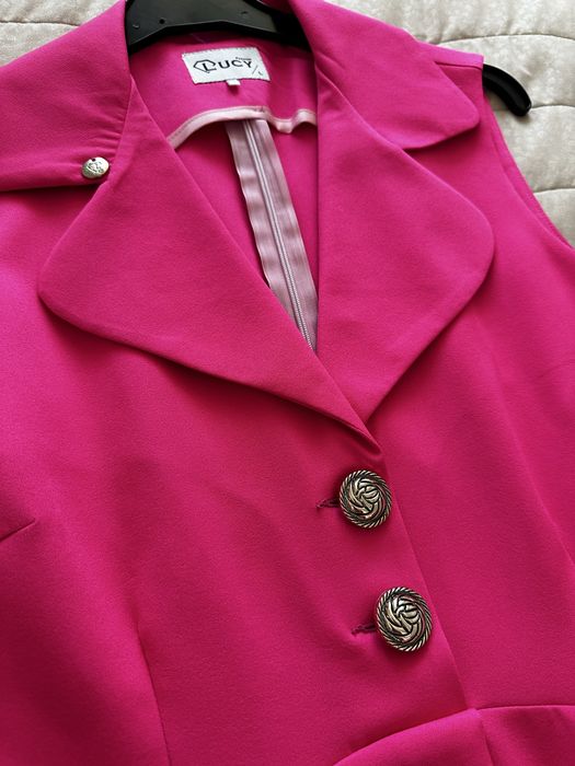 Lucy къса цикламена рокля