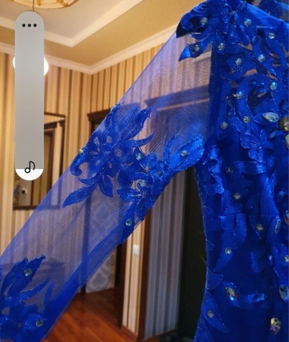 Вечернее платье, размер  44-46