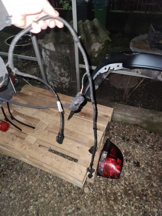 Bară spate lovită+senzori parcare golf 6 variant