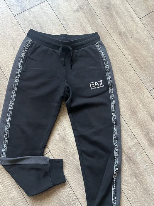 EA7 Emporio Armani : размер S / Оригинал