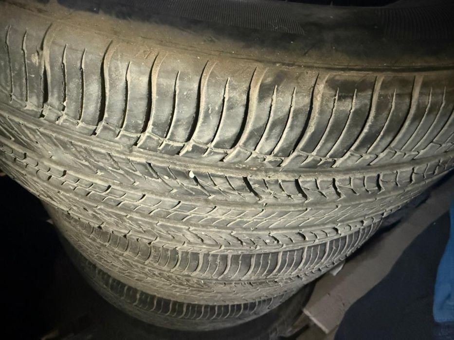 Продам  резину  состояние :новая