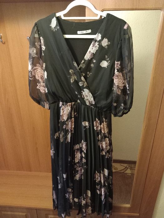 Официална  рокля