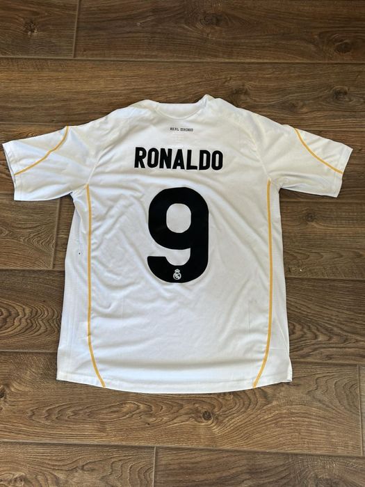 Оригинална тениска на реал мадрид