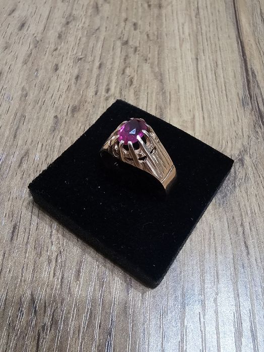 Золотое кольцо с рубином СССР, 583 проба