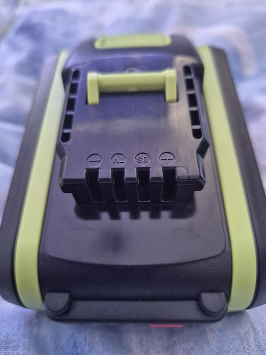 Acumulator litiu
