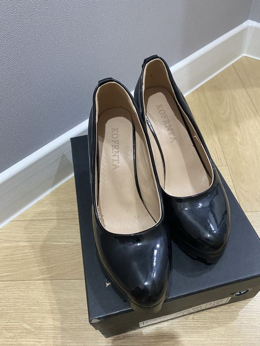 Продам туфли разные