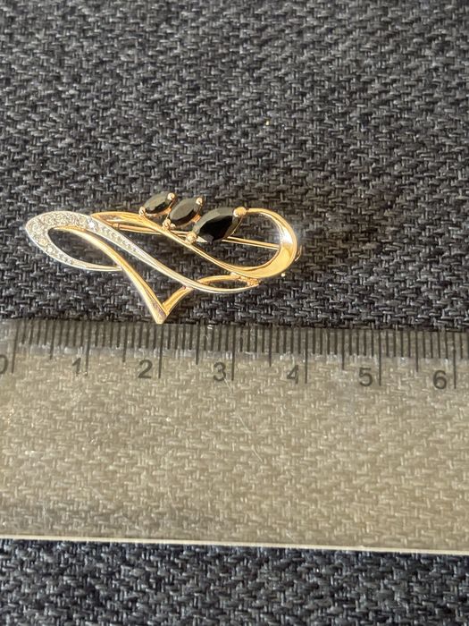 Златна Руска брошка 4.27гр 14к